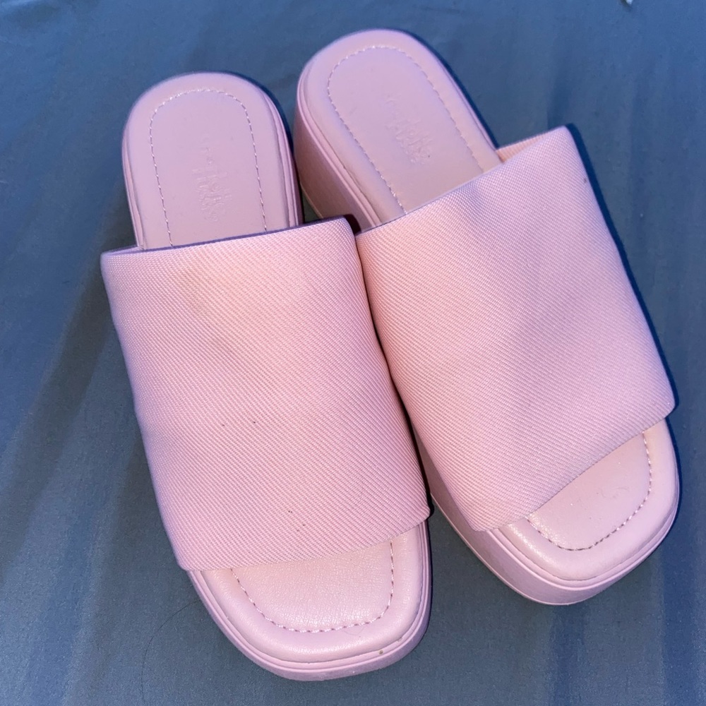Y2K Pink Wedges